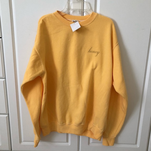 Brandy Melville Erica Honey Pullover Sweatshirt - Picture 4 of 5